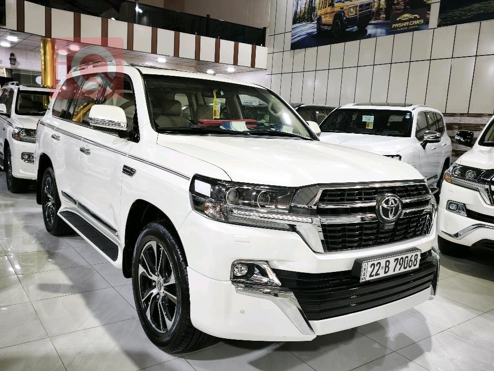 تويوتا لاندكروزر